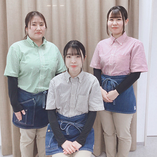 スタッフ
